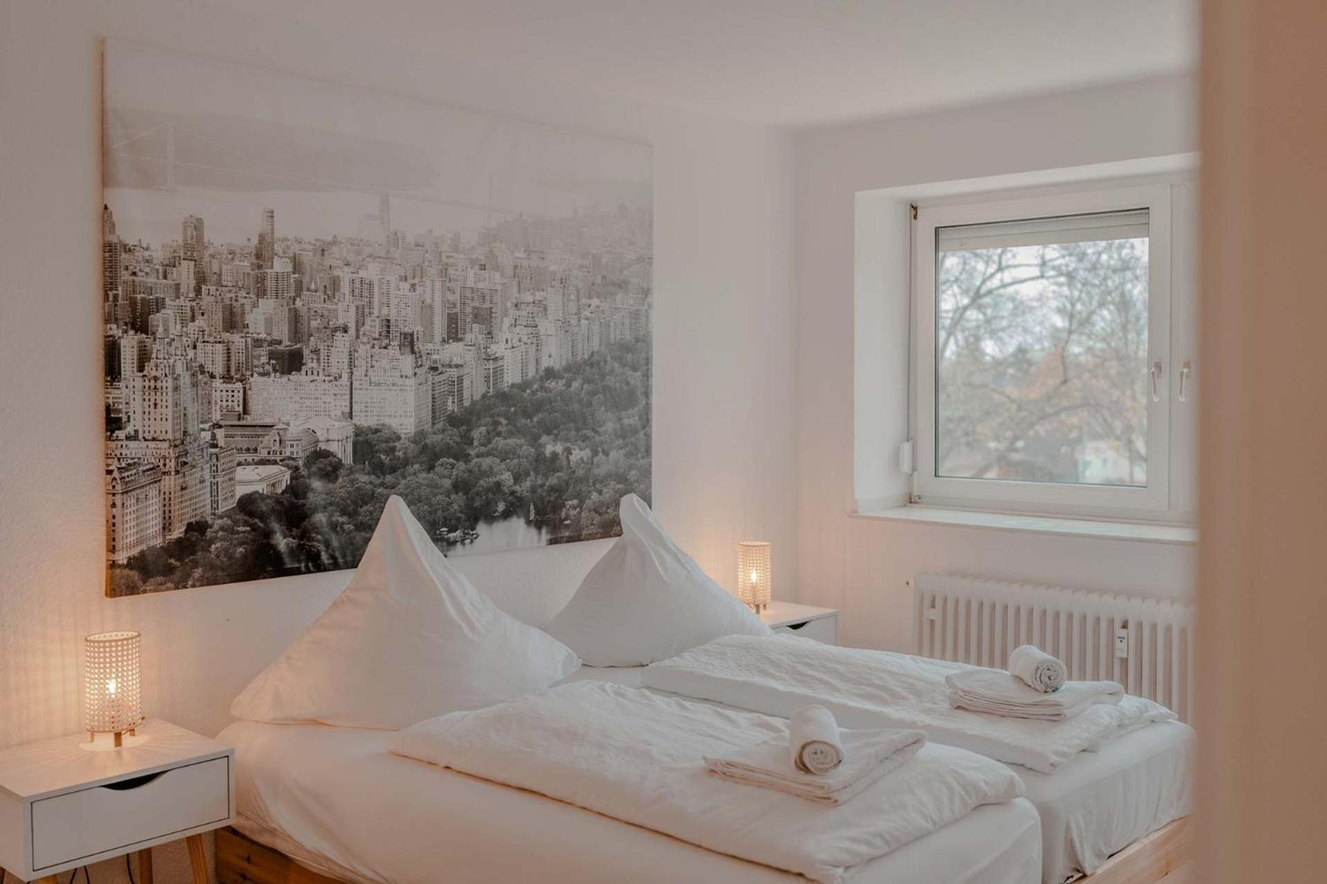 Apartment Mit Kueche, Arbeitsplatz Und Xxl Sofa Neuss Eksteriør bilde